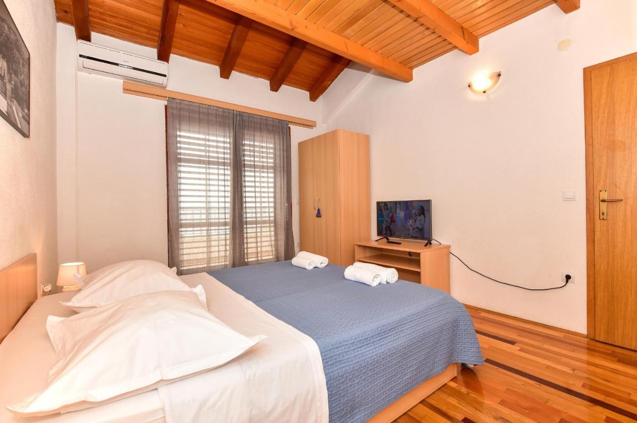 Apartmani Mate Makarska Exterior foto